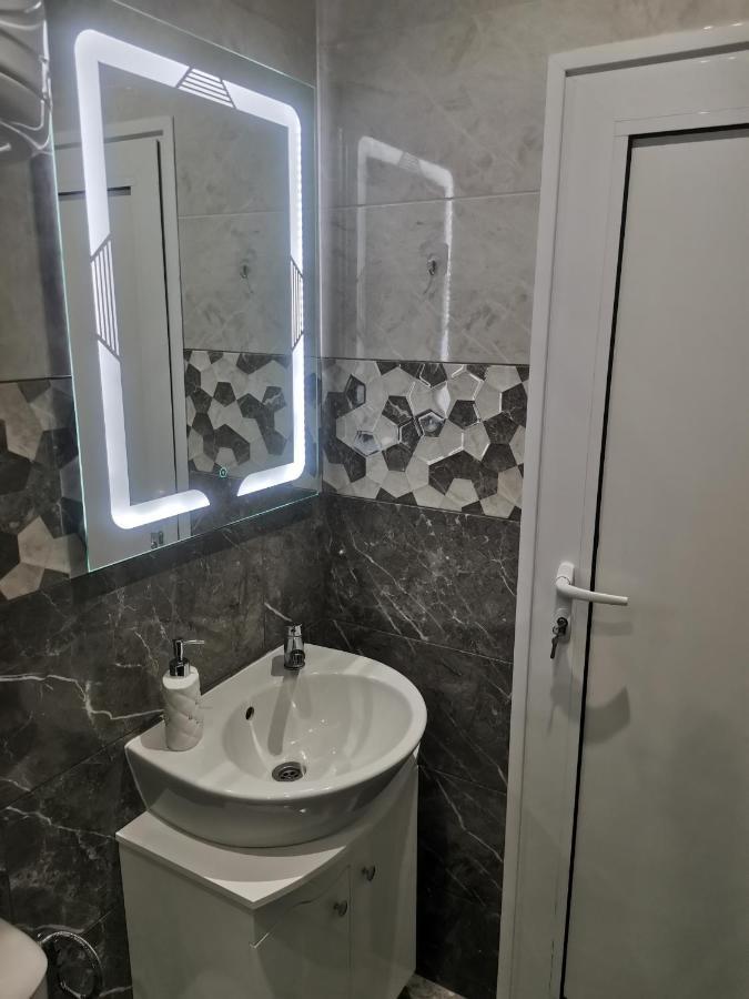 Апартамент За Нощувка, Център! Stara Zagora Ngoại thất bức ảnh