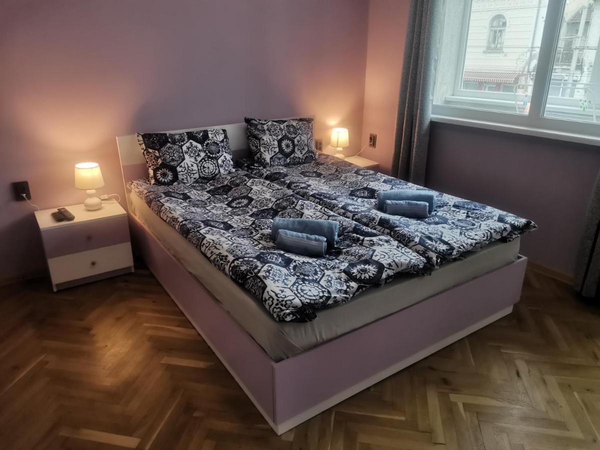 Апартамент За Нощувка, Център! Stara Zagora Ngoại thất bức ảnh