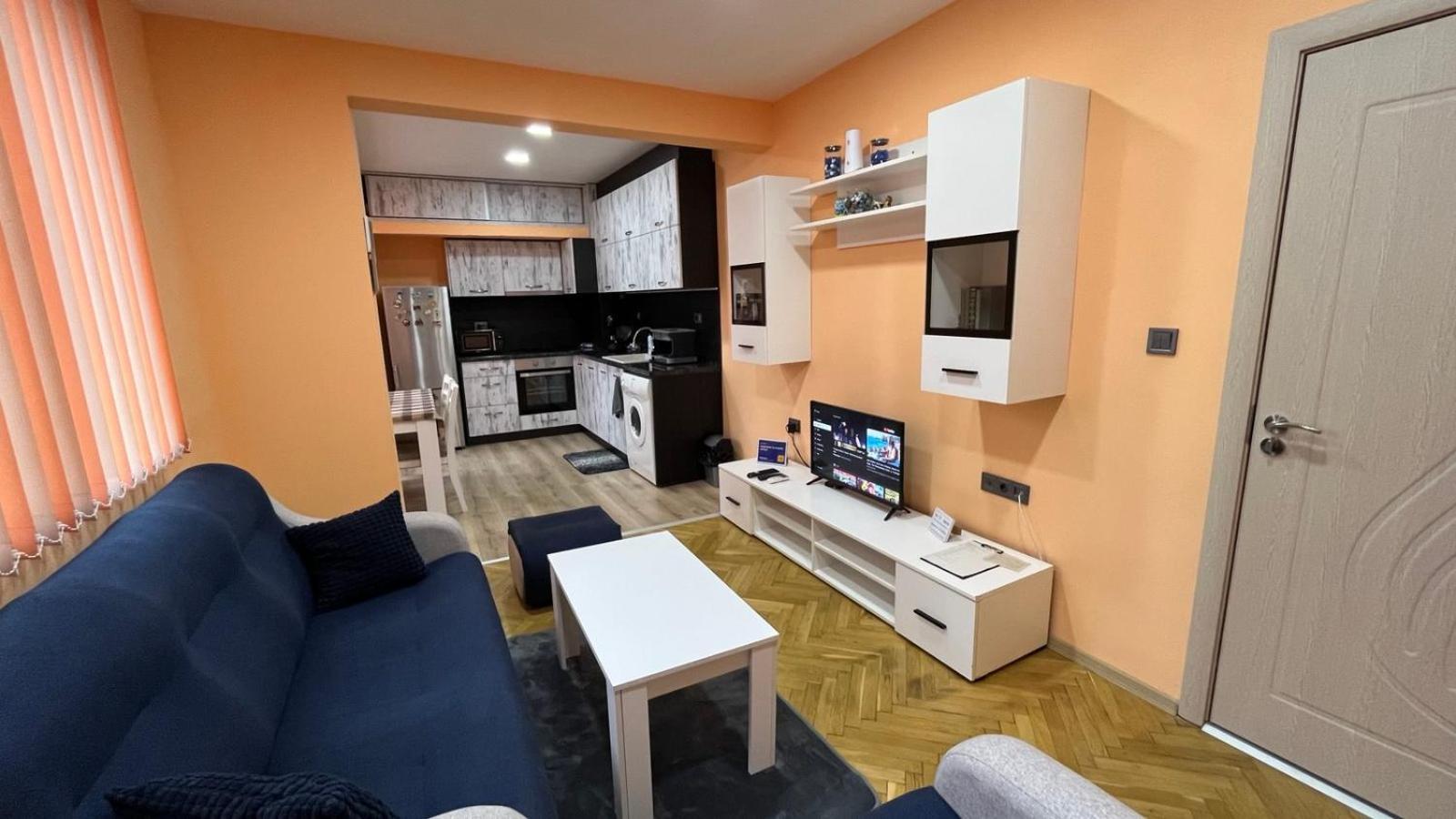 Апартамент За Нощувка, Център! Stara Zagora Ngoại thất bức ảnh